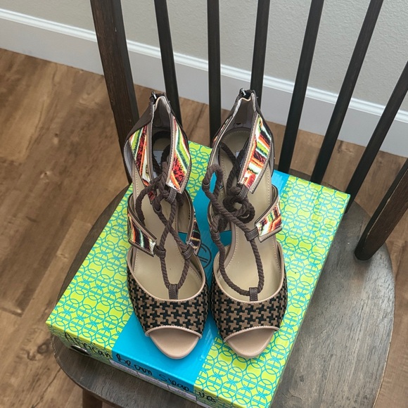 Hot in Hollywood Multicolor Strappy Heels - Picture 1 of 5